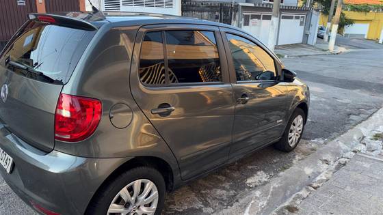 VOLKSWAGEN FOX 1.0 MI 8V FLEX 4P MANUAL VOLKSWAGEN FOX 1.0 MI 8V FLEX 4P MANUAL